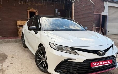 Toyota Camry, 2021 год, 2 999 999 рублей, 8 фотография