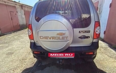 Chevrolet Niva I рестайлинг, 2015 год, 630 000 рублей, 4 фотография