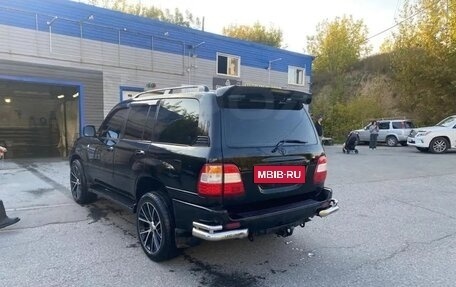 Toyota Land Cruiser 100 рестайлинг 2, 2006 год, 2 250 000 рублей, 7 фотография
