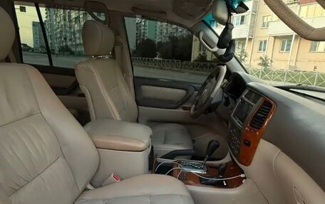 Toyota Land Cruiser 100 рестайлинг 2, 2006 год, 2 250 000 рублей, 20 фотография