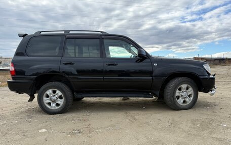 Toyota Land Cruiser 100 рестайлинг 2, 2006 год, 2 250 000 рублей, 40 фотография
