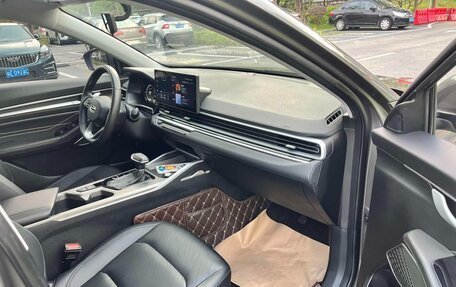 Geely Emgrand, 2023 год, 1 090 000 рублей, 8 фотография