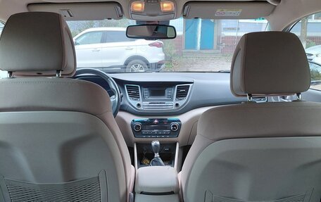 Hyundai Tucson III, 2016 год, 1 800 000 рублей, 6 фотография