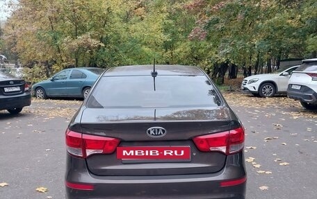 KIA Rio III рестайлинг, 2017 год, 825 000 рублей, 2 фотография