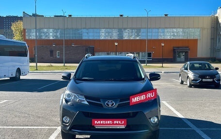 Toyota RAV4, 2014 год, 2 100 000 рублей, 3 фотография