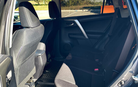 Toyota RAV4, 2014 год, 2 100 000 рублей, 31 фотография