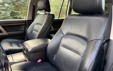 Toyota Land Cruiser 200, 2011 год, 3 100 000 рублей, 22 фотография