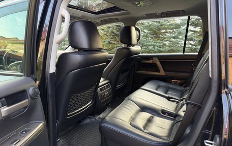 Toyota Land Cruiser 200, 2011 год, 3 100 000 рублей, 26 фотография