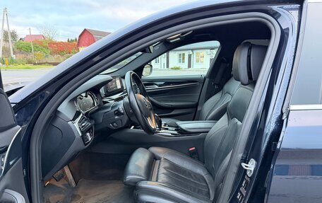 BMW 5 серия, 2018 год, 2 600 000 рублей, 14 фотография