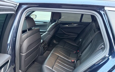 BMW 5 серия, 2018 год, 2 600 000 рублей, 13 фотография