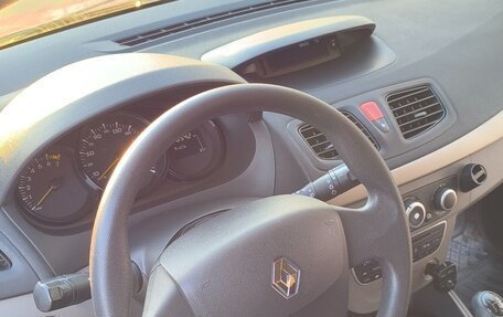 Renault Megane III, 2010 год, 645 000 рублей, 10 фотография
