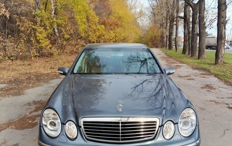 Mercedes-Benz E-Класс, 2003 год, 1 000 000 рублей, 2 фотография