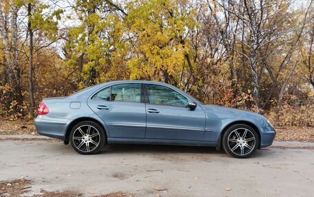 Mercedes-Benz E-Класс, 2003 год, 1 000 000 рублей, 4 фотография