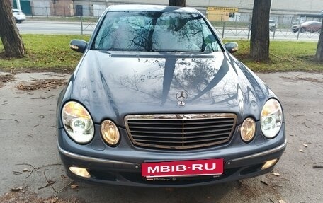 Mercedes-Benz E-Класс, 2003 год, 1 000 000 рублей, 11 фотография