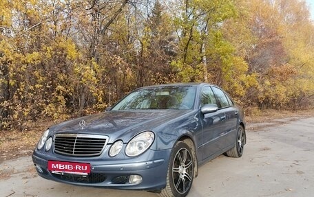Mercedes-Benz E-Класс, 2003 год, 1 000 000 рублей, 9 фотография