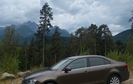 Volkswagen Jetta VI, 2013 год, 770 000 рублей, 11 фотография