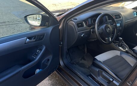 Volkswagen Jetta VI, 2013 год, 770 000 рублей, 12 фотография