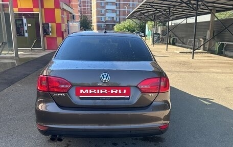 Volkswagen Jetta VI, 2013 год, 770 000 рублей, 16 фотография