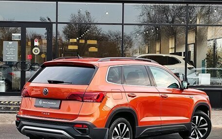 Volkswagen Taos, 2021 год, 2 489 000 рублей, 2 фотография