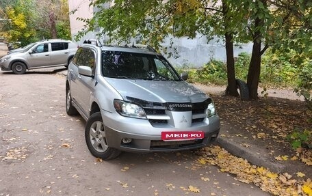 Mitsubishi Outlander III рестайлинг 3, 2003 год, 575 000 рублей, 1 фотография