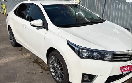 Toyota Corolla, 2013 год, 1 300 000 рублей, 4 фотография
