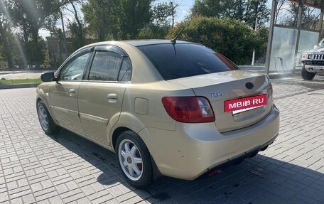 KIA Rio II, 2010 год, 600 000 рублей, 3 фотография