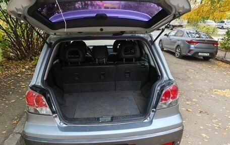 Mitsubishi Outlander III рестайлинг 3, 2003 год, 575 000 рублей, 11 фотография