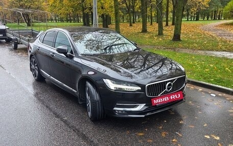 Volvo S90 II рестайлинг, 2017 год, 2 750 000 рублей, 2 фотография