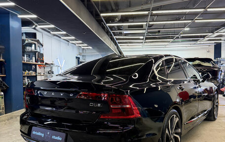 Volvo S90 II рестайлинг, 2017 год, 2 750 000 рублей, 13 фотография