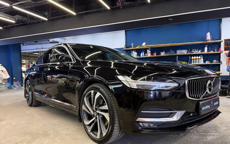 Volvo S90 II рестайлинг, 2017 год, 2 750 000 рублей, 11 фотография