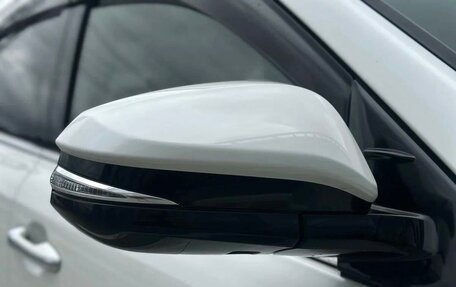 Toyota Harrier, 2019 год, 2 650 000 рублей, 15 фотография