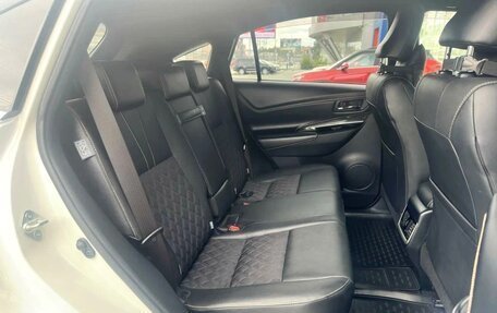 Toyota Harrier, 2019 год, 2 650 000 рублей, 19 фотография