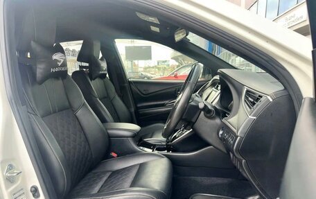 Toyota Harrier, 2019 год, 2 650 000 рублей, 20 фотография