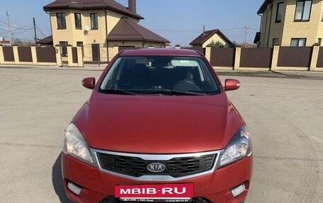 KIA cee'd I рестайлинг, 2011 год, 680 000 рублей, 2 фотография