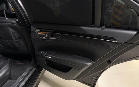 Mercedes-Benz S-Класс, 2012 год, 2 100 000 рублей, 21 фотография