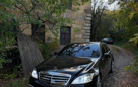 Mercedes-Benz S-Класс, 2012 год, 2 100 000 рублей, 40 фотография
