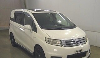 Honda Freed I, 2010 год, 950 000 рублей, 4 фотография