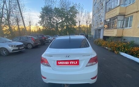 Hyundai Solaris II рестайлинг, 2013 год, 830 000 рублей, 3 фотография