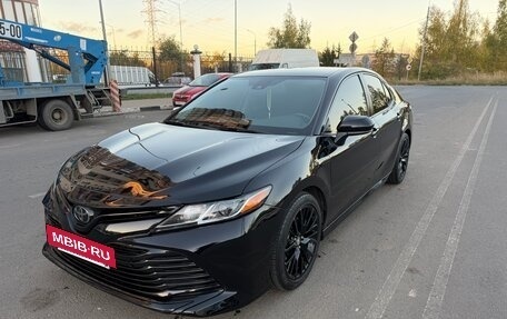 Toyota Camry, 2020 год, 2 300 000 рублей, 3 фотография