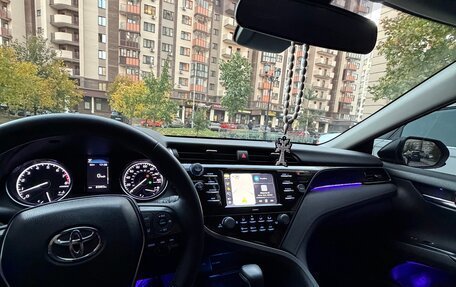 Toyota Camry, 2020 год, 2 300 000 рублей, 12 фотография