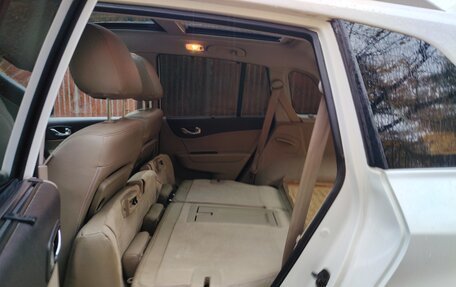 Renault Koleos I рестайлинг 2, 2012 год, 1 300 000 рублей, 18 фотография
