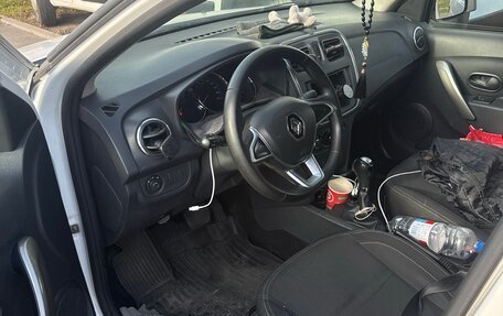 Renault Logan II, 2021 год, 650 000 рублей, 6 фотография
