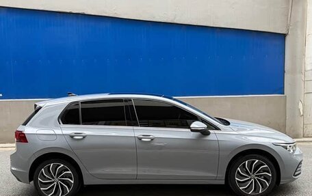 Volkswagen Golf VIII, 2022 год, 2 320 000 рублей, 4 фотография