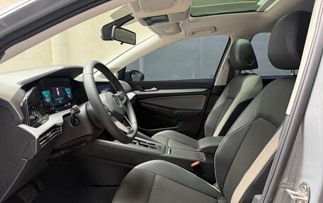 Volkswagen Golf VIII, 2022 год, 2 320 000 рублей, 10 фотография
