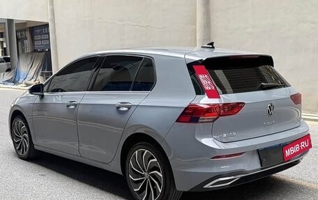 Volkswagen Golf VIII, 2022 год, 2 320 000 рублей, 8 фотография