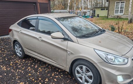 Hyundai Solaris II рестайлинг, 2014 год, 850 000 рублей, 3 фотография