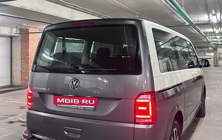 Volkswagen Caravelle T6 рестайлинг, 2019 год, 3 300 000 рублей, 4 фотография