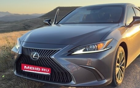 Lexus ES VII, 2019 год, 3 150 000 рублей, 2 фотография