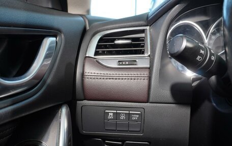 Mazda 6, 2016 год, 1 877 000 рублей, 20 фотография