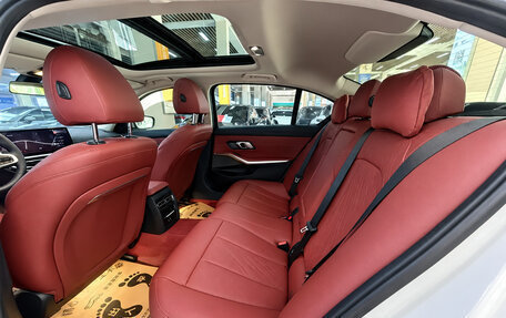 BMW 3 серия, 2023 год, 3 026 000 рублей, 13 фотография